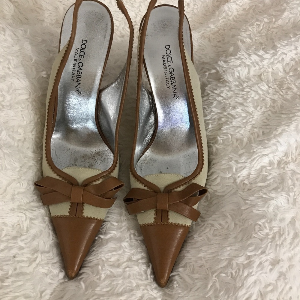 DOLCE GABBANA Tan brown suede leather Dolce Gabbana heels size  6.5 125$
